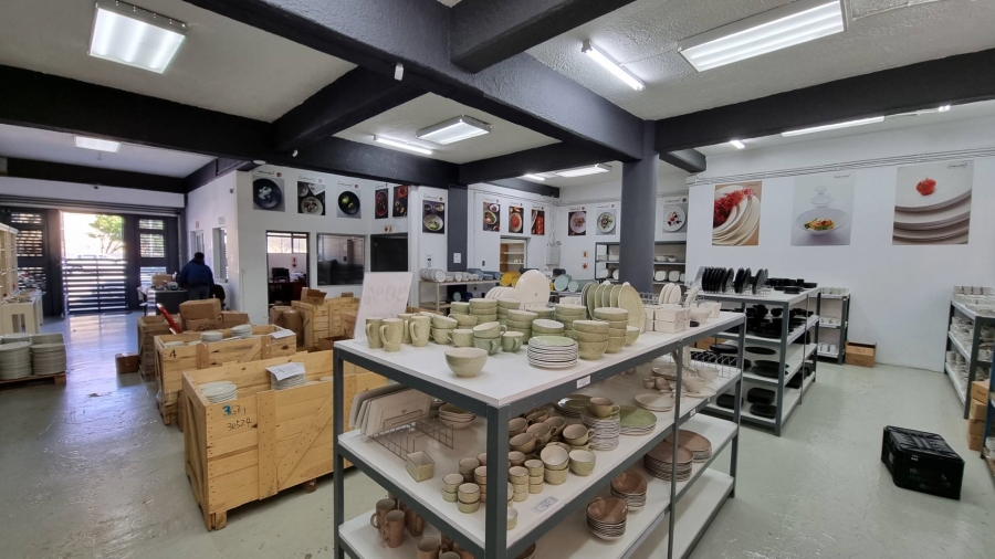 To Let Commercial Property for Rent in Salt River Western Cape